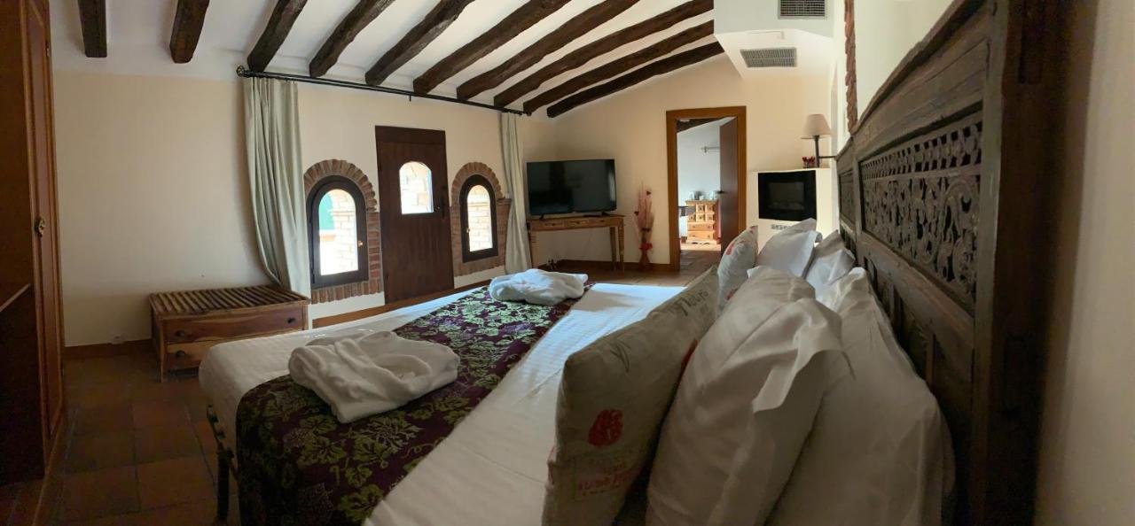 Hotel La Figuerola & Restaurant Vandellós