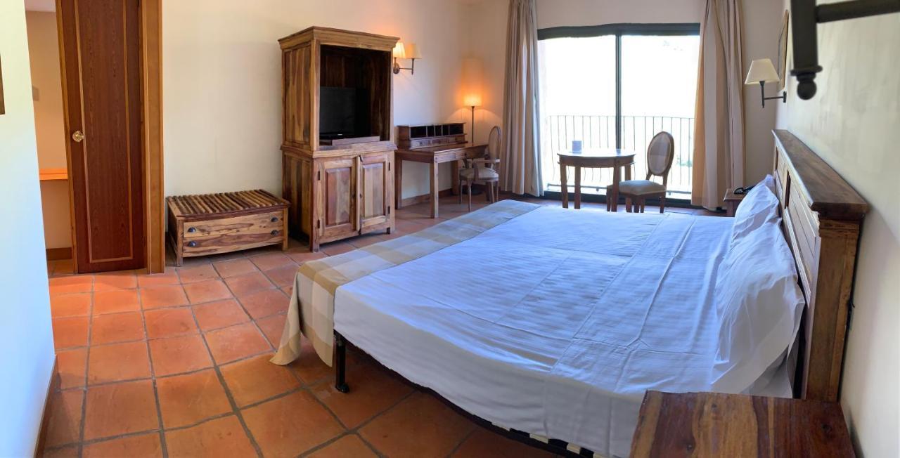 La Figuerola & Restaurant 4* Vandellós